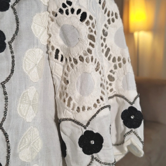 Anthropologie Off-White cotton top with beading, sequins and embroidery petite - Picture 5 of 6